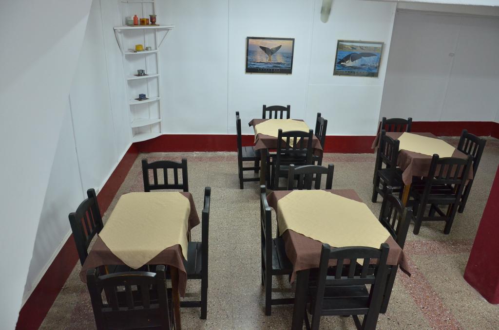 Hotel Del Mar Comodoro Rivadavia Exterior photo